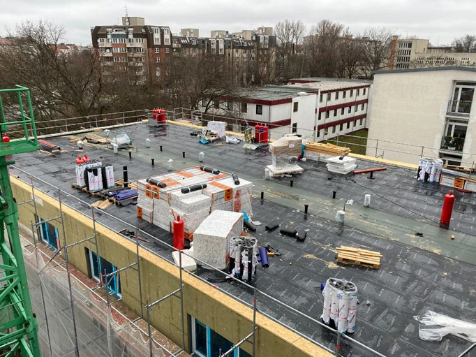 Baustelle - Rohbau und Freianlagen