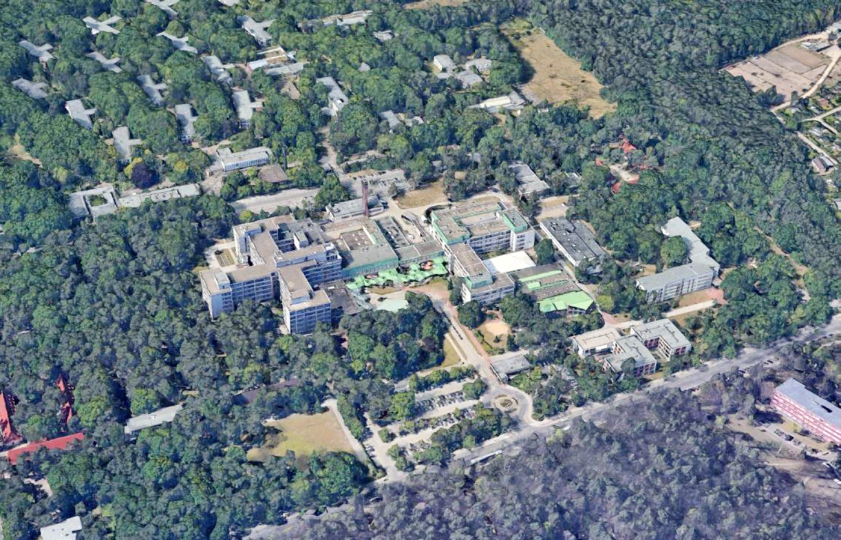 Aerial view - Site and surroundings